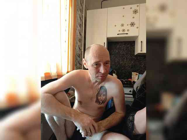 Innokentiy449 webcam