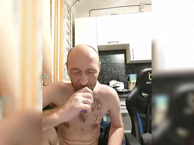 Innokentiy449 webcam