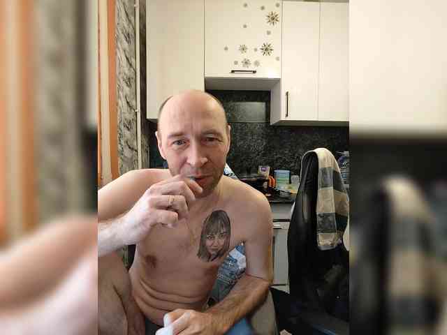 Innokentiy449 webcam