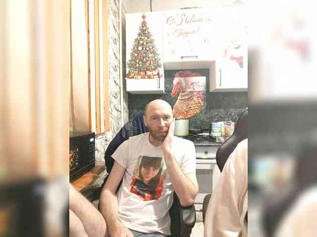 Innokentiy449 webcam