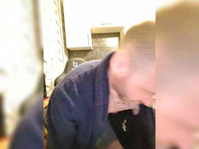 Innokentiy449 Live Webcam on BongaCams