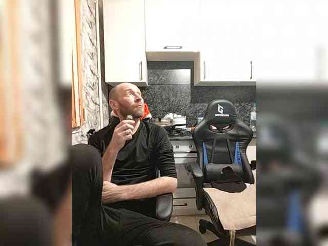 Innokentiy449 webcam