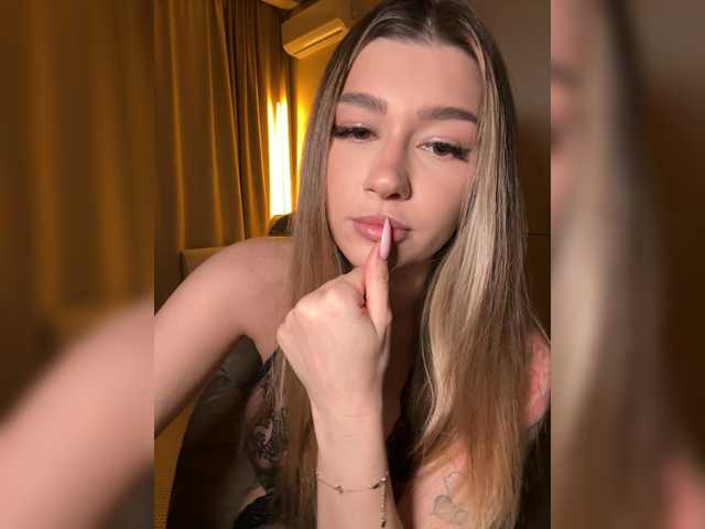 Pekkaboo's BongaCams show and profile