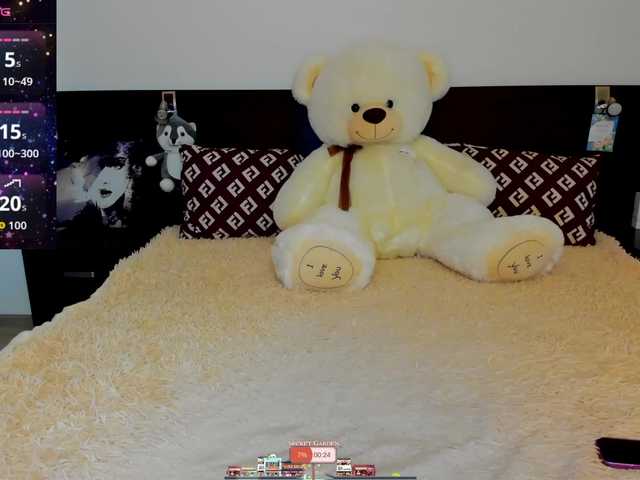 Saragrend1's BongaCams show and profile