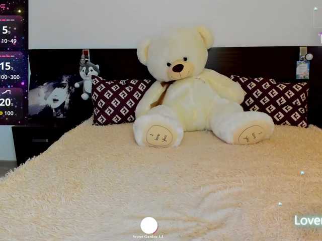 Saragrend1's BongaCams show and profile