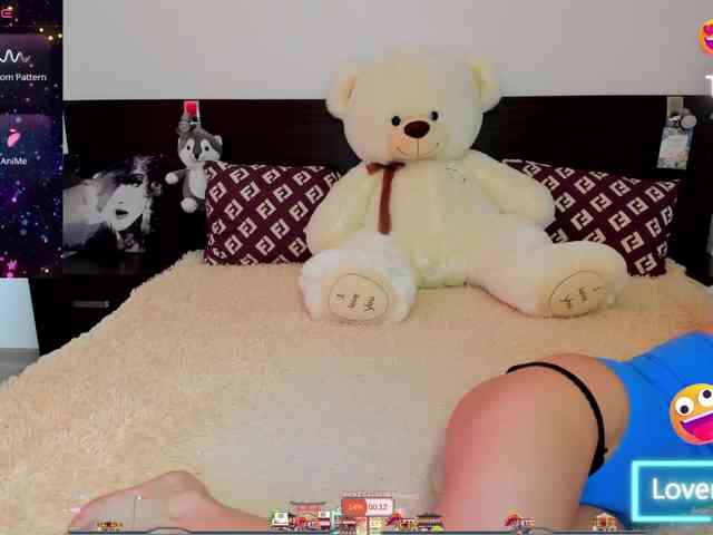 Saragrend1 Live Webcam on BongaCams