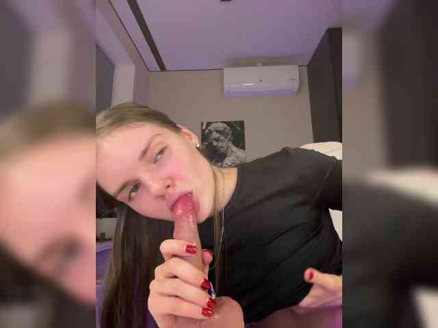 MarilynFord's webcam live show