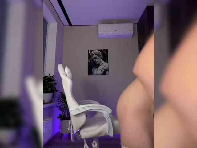 MarilynFord's webcam live show
