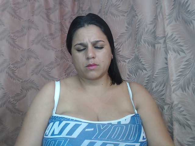 Mariaarredond's BongaCams show and profile