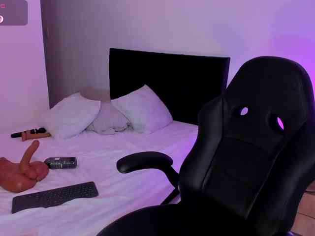 AnitaHaywood webcam