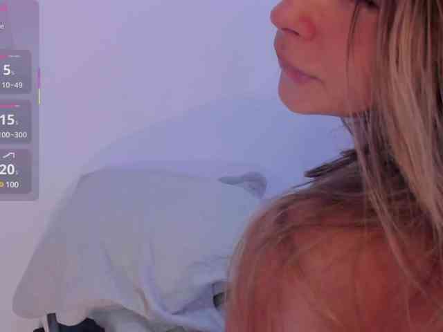 AnitaHaywood webcam
