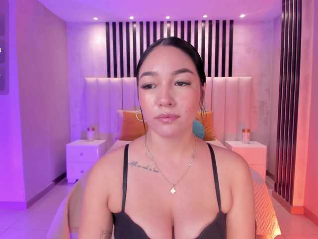  RossieRhoades chat room