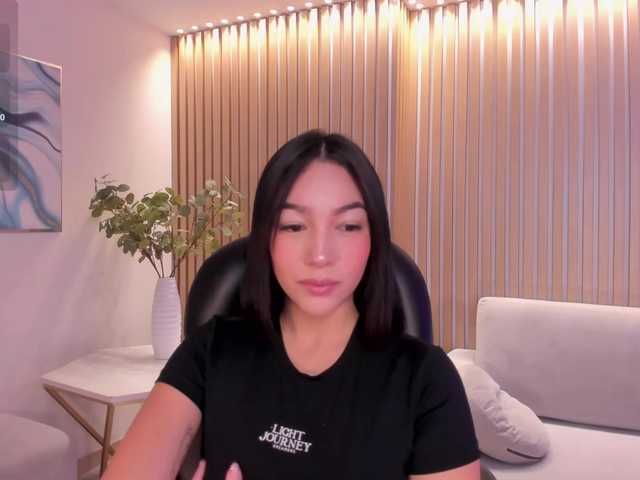  RossieRhoades chat room