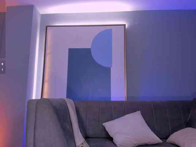 RossieRhoades webcam