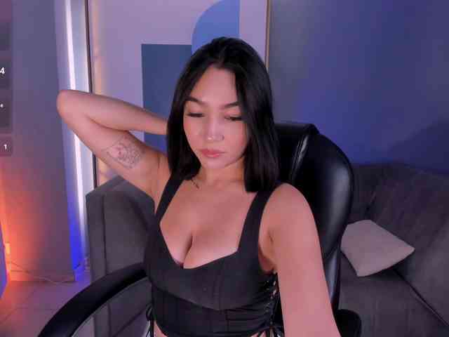 RossieRhoades webcam