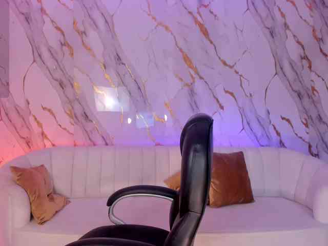 RossieRhoades webcam