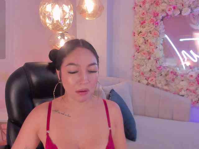 RossieRhoades webcam