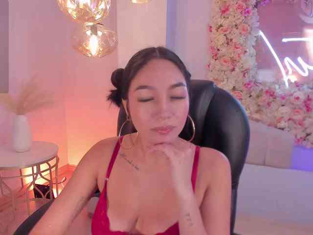 RossieRhoades webcam