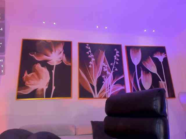 RossieRhoades webcam