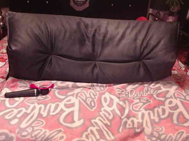 MilaElaine webcam