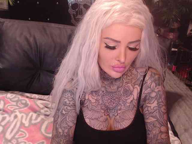 MilaElaine