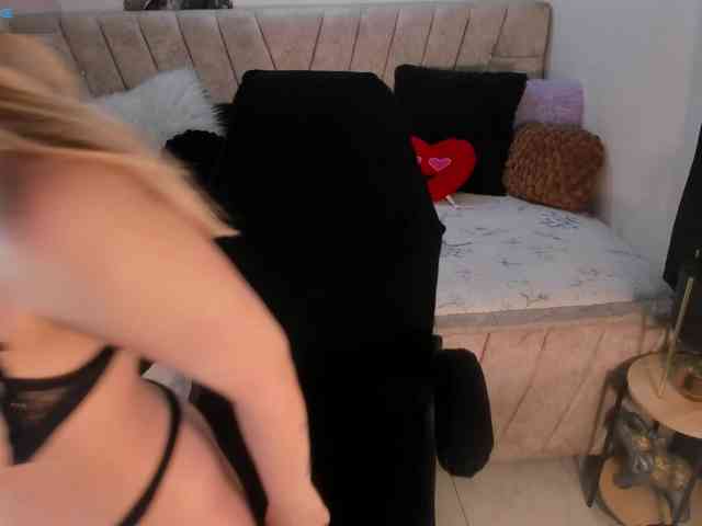 erika18love webcam