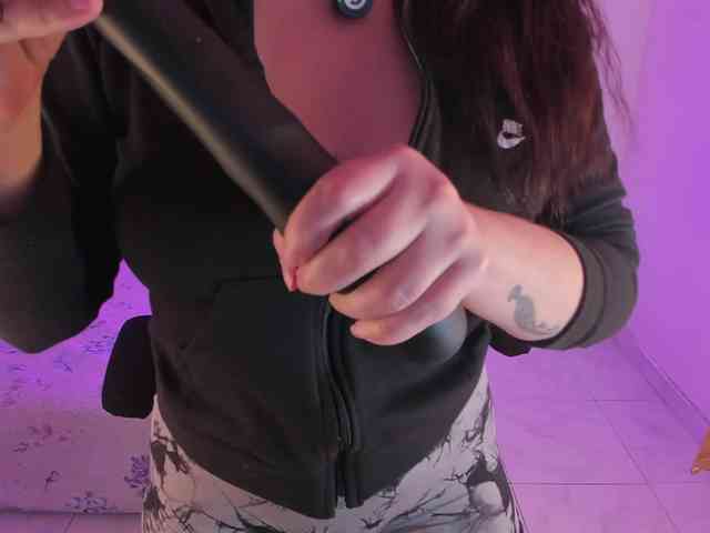 erika18love webcam