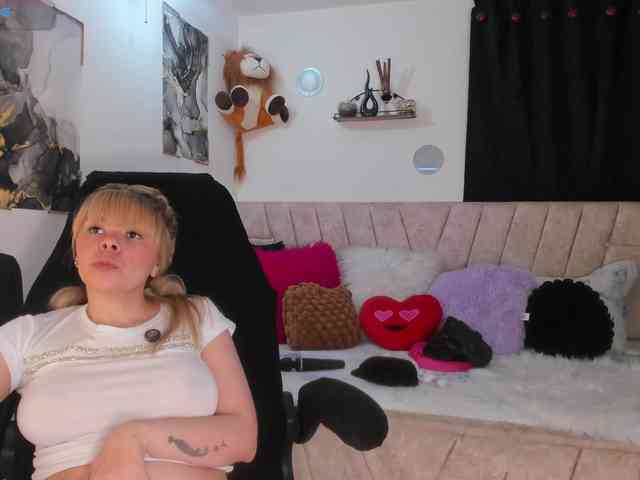 erika18love webcam