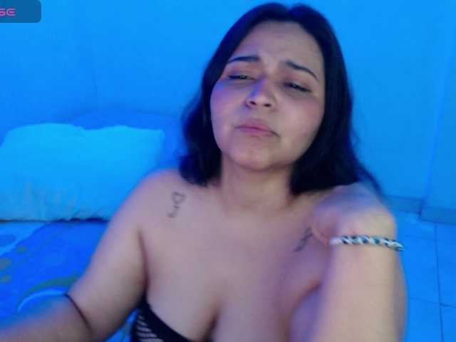 Alyson-'s BongaCams show and profile