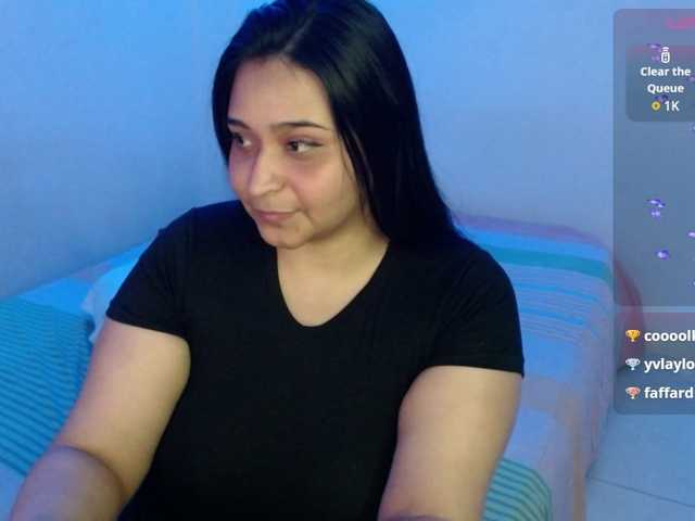 Alyson- webcam bongacams model stream image