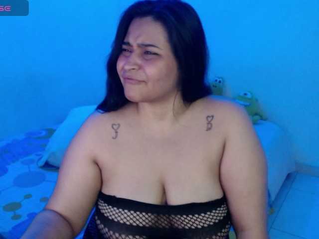 Alyson-'s BongaCams show and profile