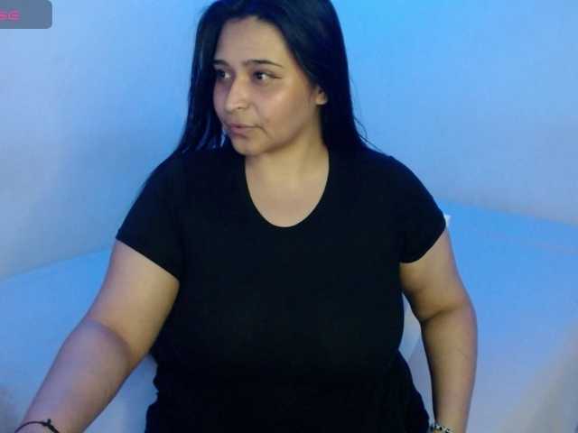 Alyson- webcam bongacams model stream image