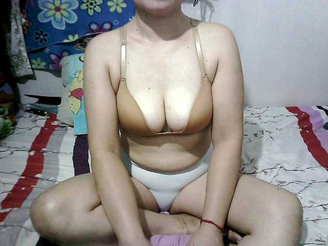 erica-4u's BongaCams show and profile