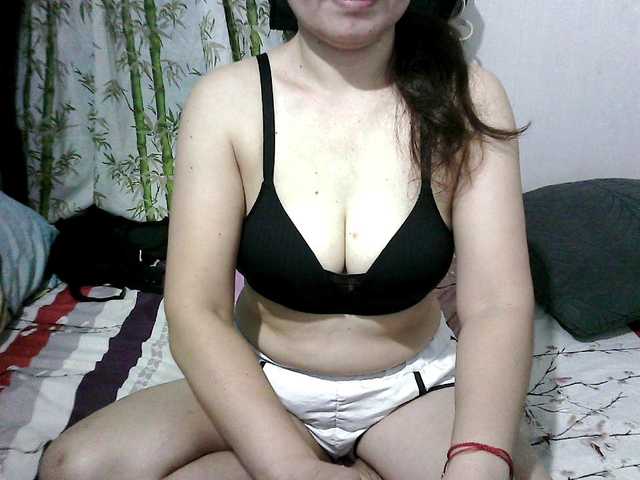 erica-4u's BongaCams show and profile