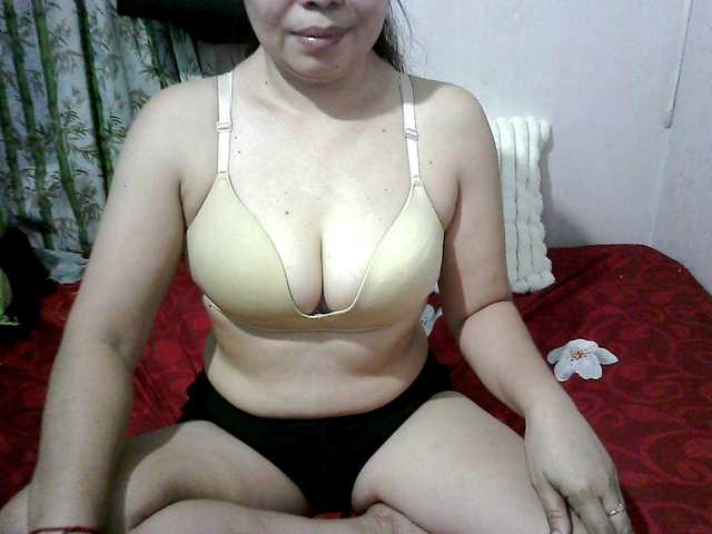 erica-4u's BongaCams show and profile