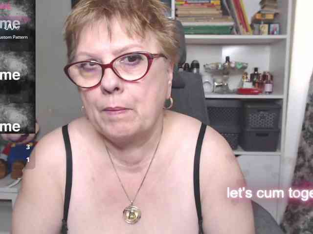 FlamePussy webcam