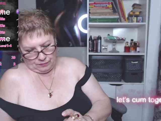 FlamePussy webcam