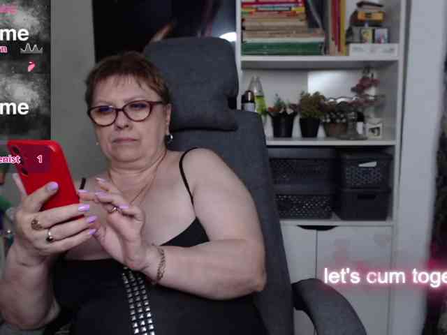 FlamePussy webcam