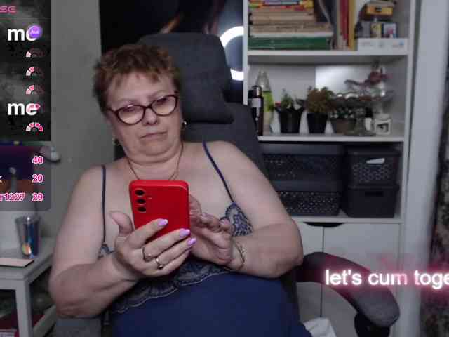 FlamePussy webcam