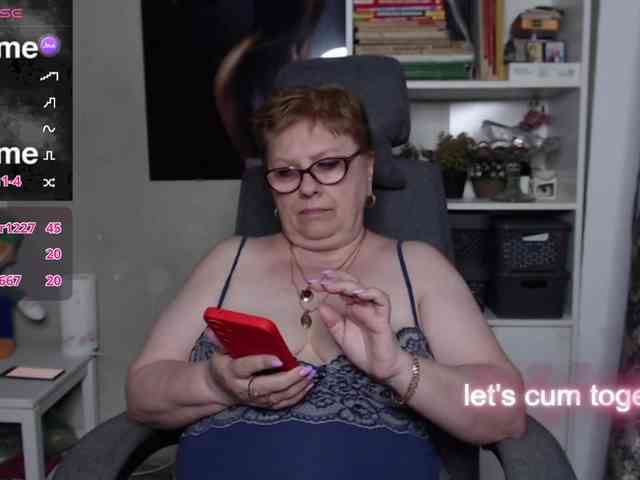 FlamePussy webcam