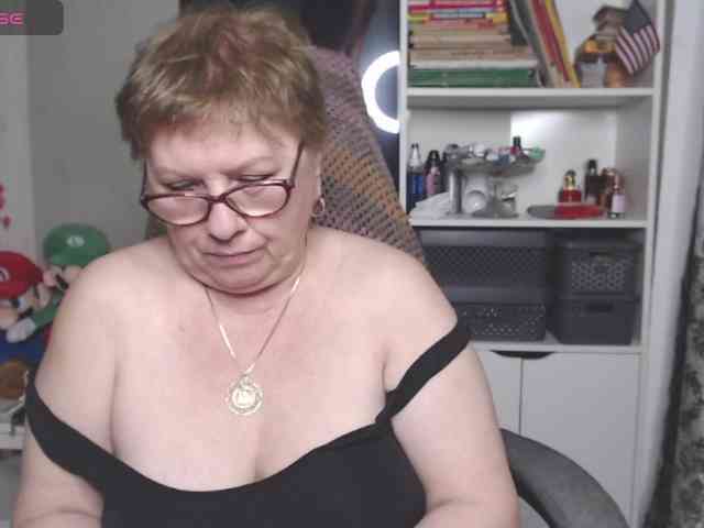 FlamePussy webcam