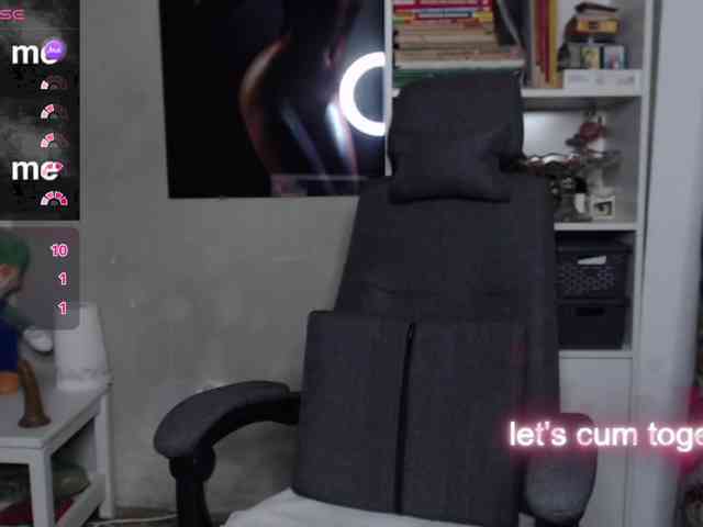 FlamePussy webcam