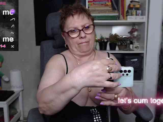 FlamePussy webcam