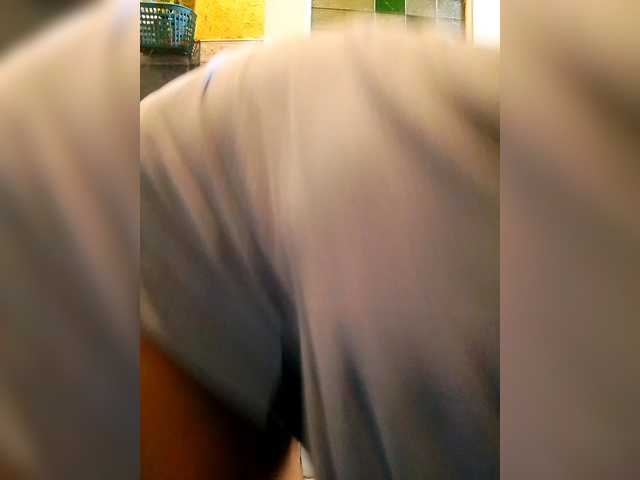 Kazzandra webcam bongacams model stream image