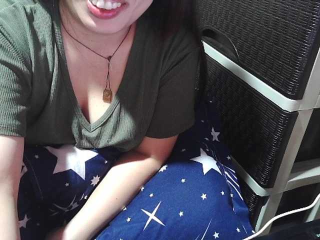 candyshane's BongaCams show and profile