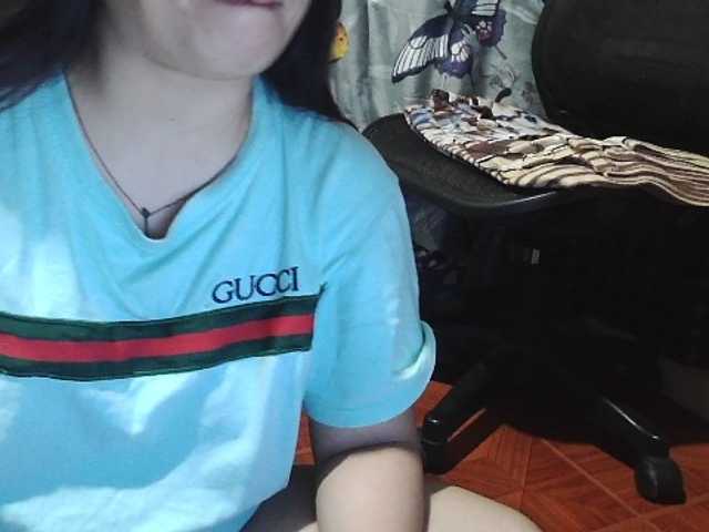 Kazzandra webcam bongacams model stream image