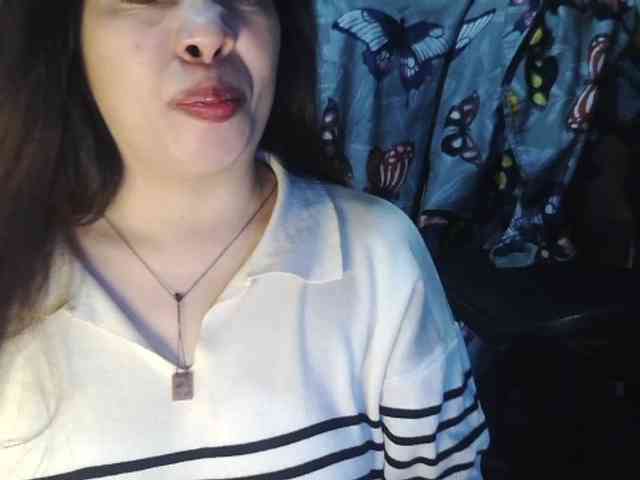 Lykaliciousz webcam