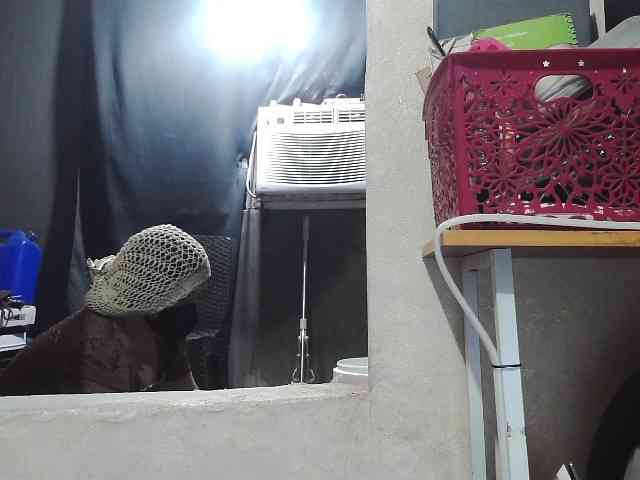 Lykaliciousz webcam
