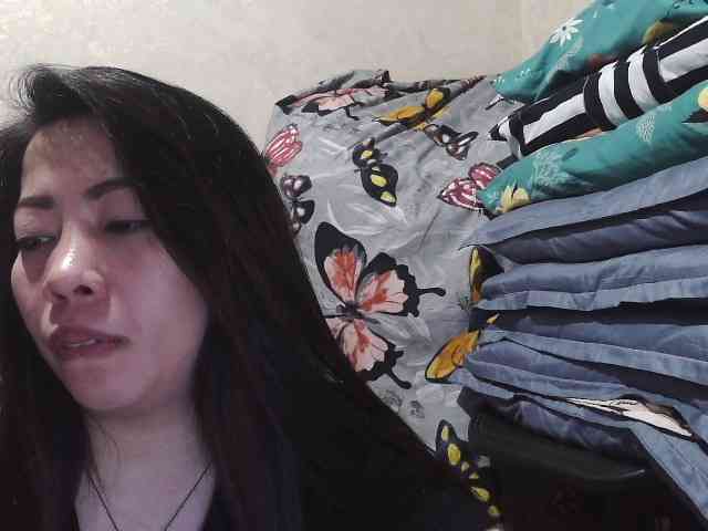 Kazzandra webcam