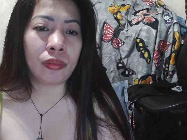 Lykaliciousz webcam